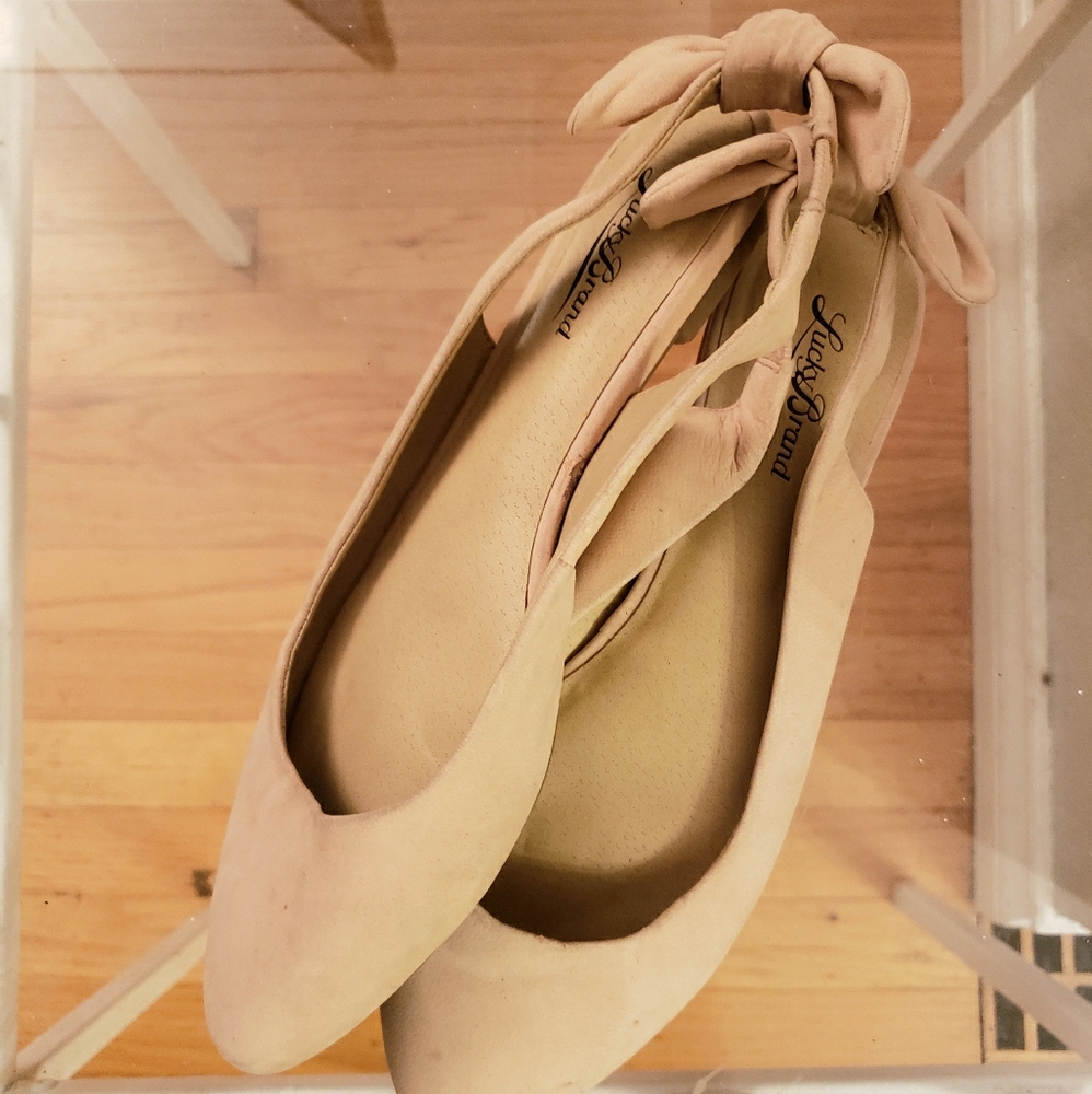 Lucky Brand light pink flats